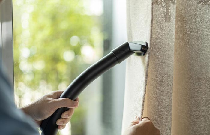 Higienização de persianas e cortinas